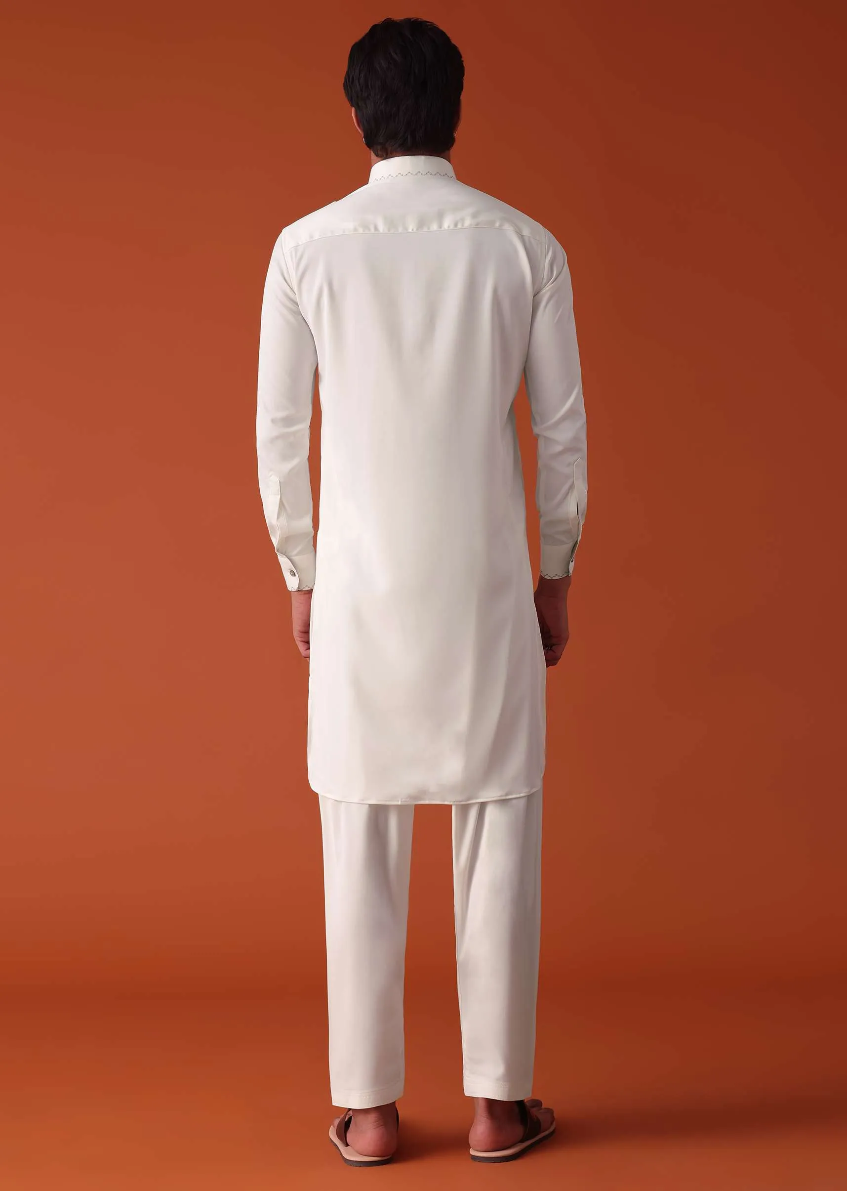 Daisy White Pathani Kurta Set In Terry Rayon